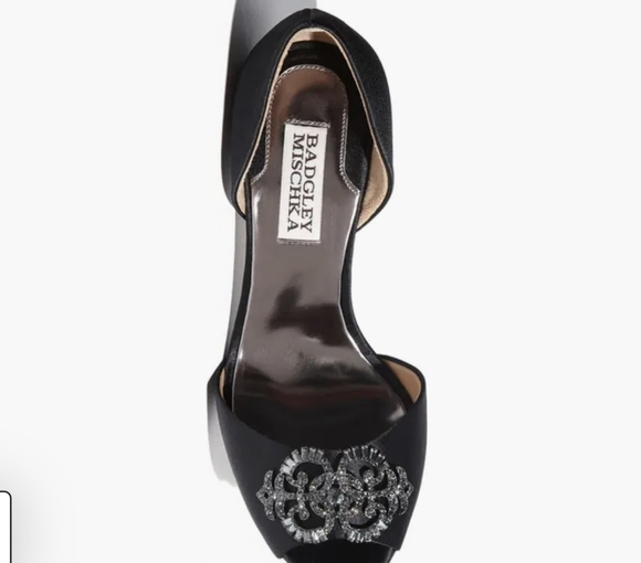 Badgley Mischka 'Salsa' Pump rhinestone tops Black NIB Size 6 - Picture 4 of 16